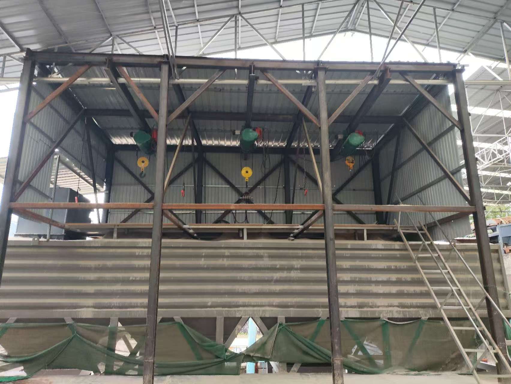 青岛迪拓环境设备有限公司：危废固化系统全流程解决方案专家