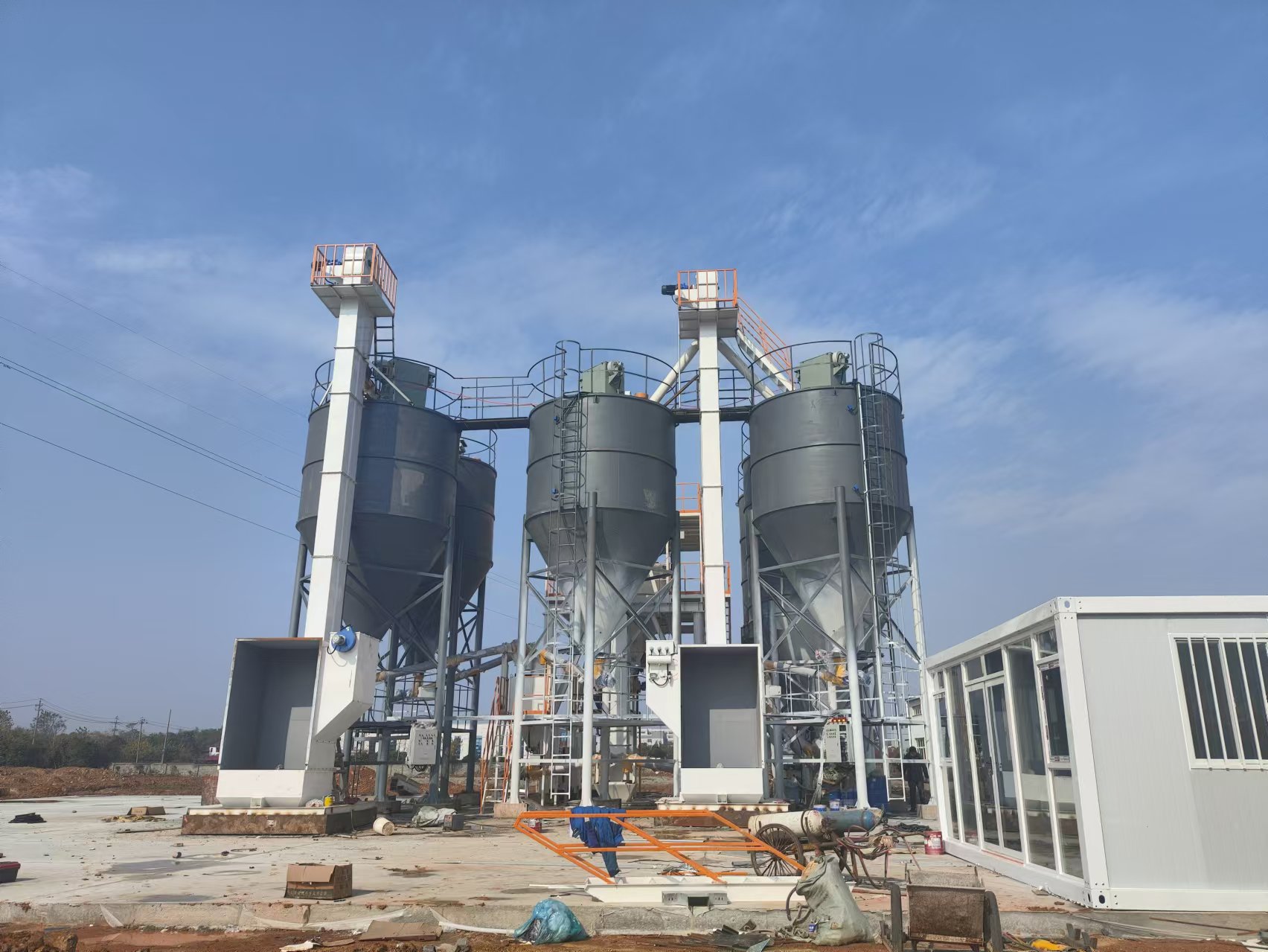 从锂矿到耐火材料：青岛迪拓如何打造高效混合与环保处理的闭环生态