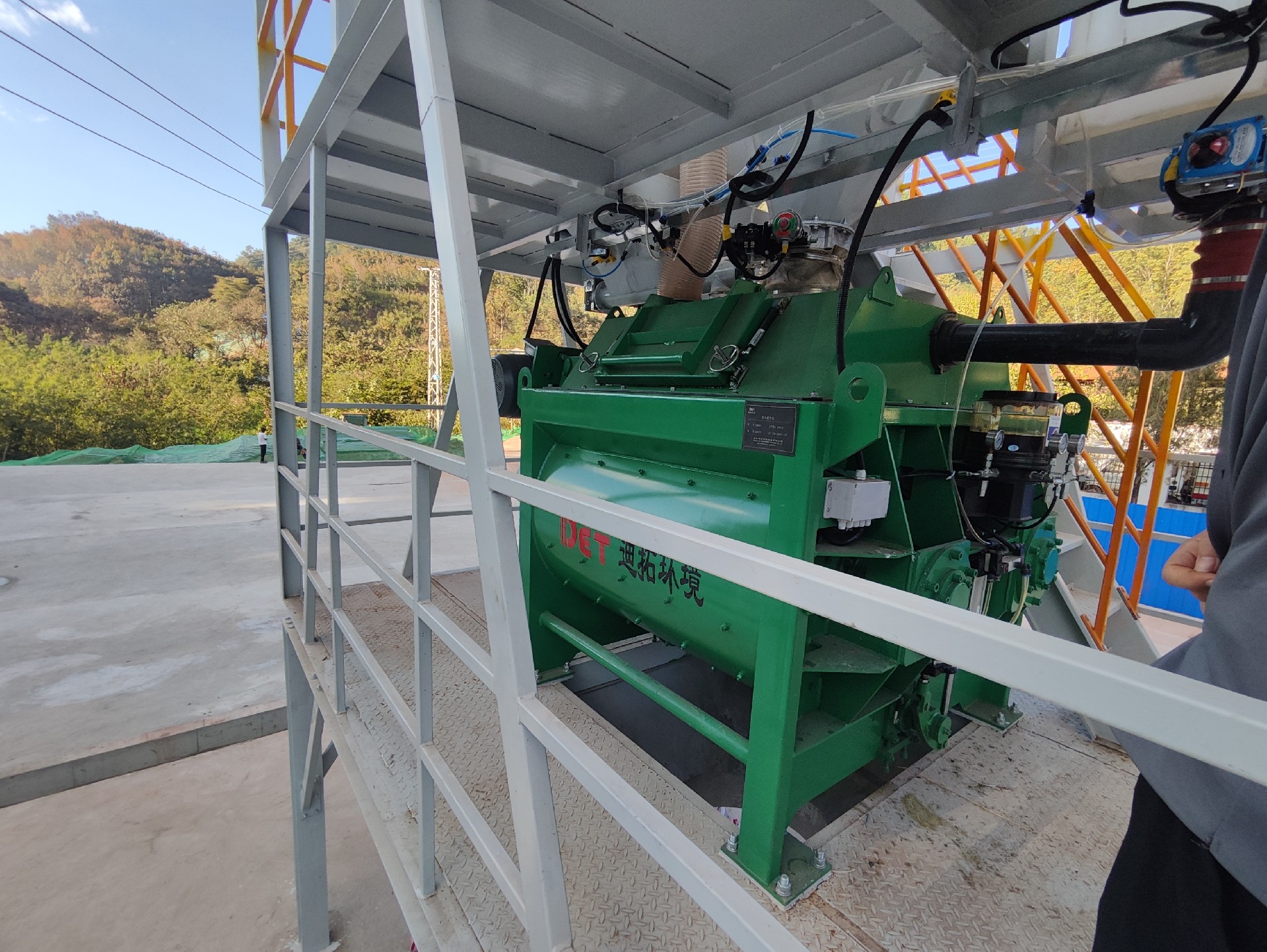 打造绿色未来：青岛迪拓环境设备，您的固废处理与工业搅拌解决方案专家