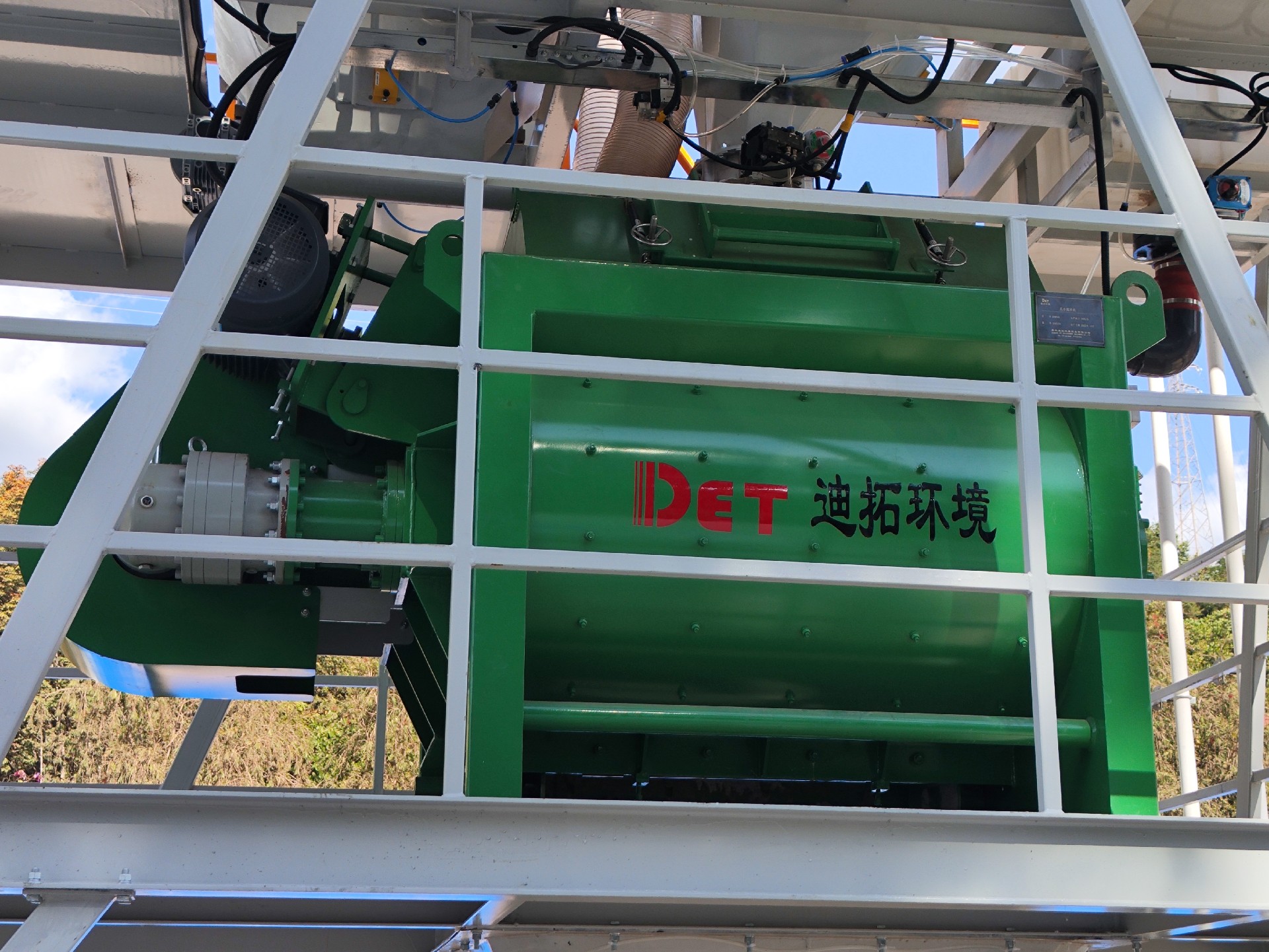 危废处置成套设备选哪家？青岛迪拓智能化固化技术，打造合规与效益双赢的标杆